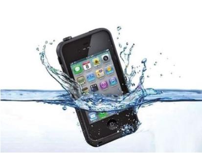 手机掉水里了怎么办-手机掉水里了怎么办最快的方法