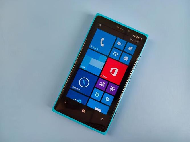 诺基亚lumia810-诺基亚Lumia 920